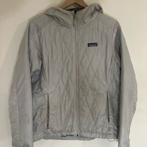 Patagonia Women’s Quilted Hooded Jacket L – Light Gray